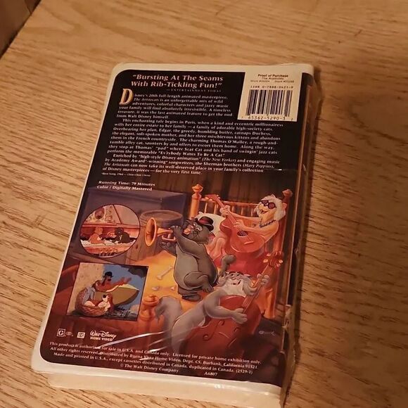 New Walt Disney Aristocats vhs clamshell - Picture 3 of 3